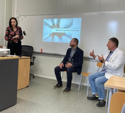 Okrugli stol Mlad, Samopouzdan, Poduzetan